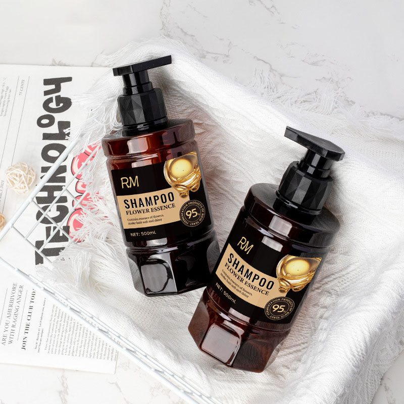 Botol Pompa Kelopak Plastik Pet 500ml dengan Pompa Sekrup Botol Sampo Hotel Bernilai Tinggi untuk Kemasan Perawatan Pribadi Botol Pompa Kelopak Plastik Pet 500ml dengan Pompa Sekrup Botol Sampo Hotel Bernilai Tinggi untuk Kemasan Perawatan Pribadi