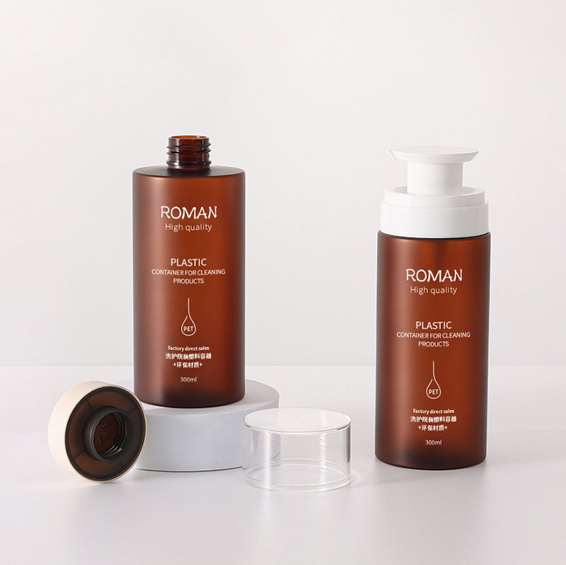 Botol Plastik dengan Dispenser Pompa Anti Bocor Silinder Amber Bening Kosong Besar Dapat Diisi Ulang untuk Minyak Lotion Kondisioner Rambut Sampo