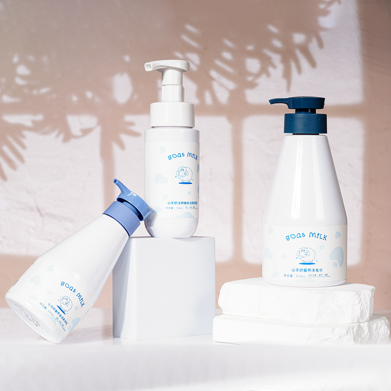 Label Pribadi 300Ml 500Ml Botol Plastik PET Putih Murni Krim Pemutih Lotion Susu Pelembab dengan Pompa Lotion Label Pribadi 300Ml 500Ml Botol Plastik PET Putih Murni Krim Pemutih Lotion Susu Pelembab dengan Pompa Lotion