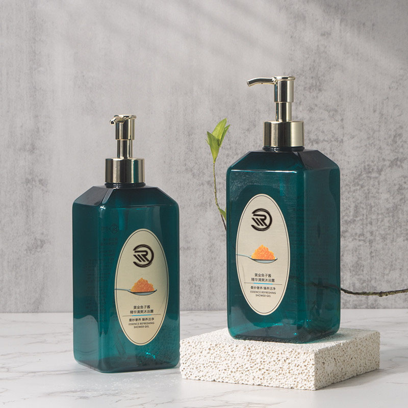 Label Pribadi Plastik PET Hijau Tua Pelembab Perawatan Kulit Body Lotion Perawatan Rambut Sampo Wadah Botol Pengeluaran 550Ml